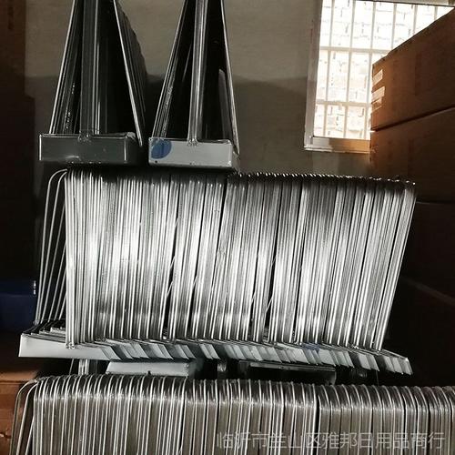 大号白铁皮八斗铁簸箕 赶集地摊上的实用铁制品传奇